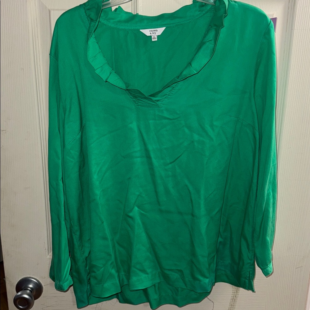 Crown & Ivy Emerald Blouse with Ruffle Detail